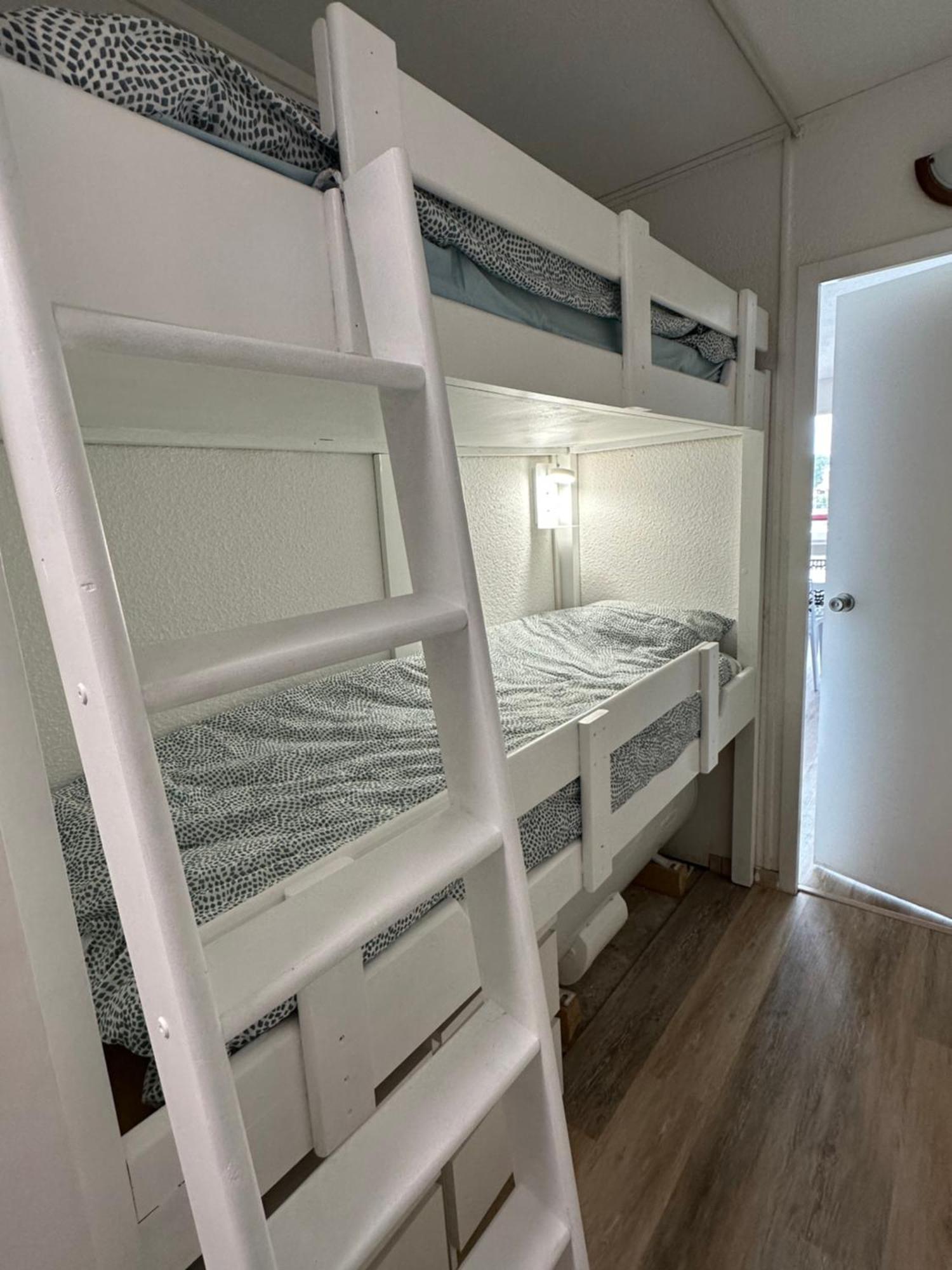 Apartment Le Bonamour Sur Le Port De *